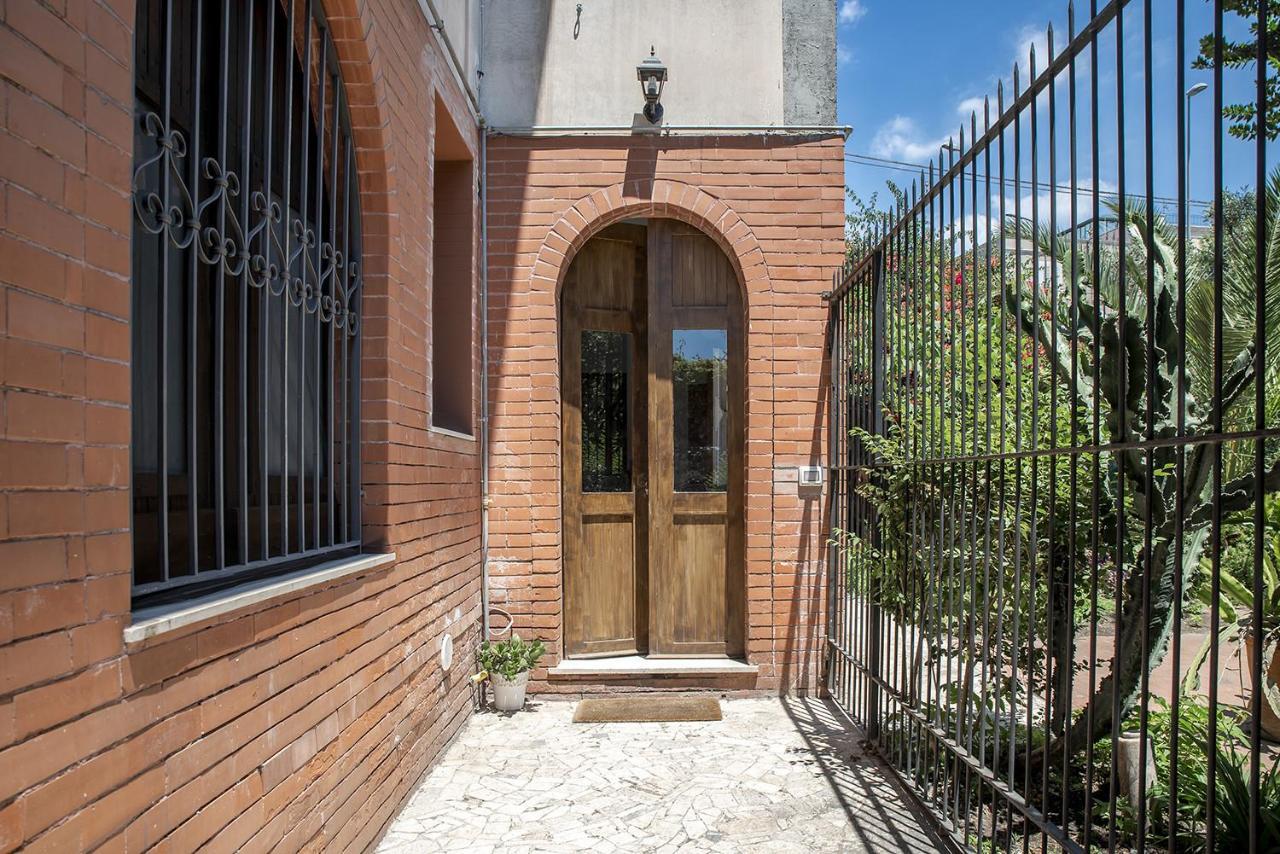 Euphorbia Apartments By Wonderful Italy Catânia Exterior foto